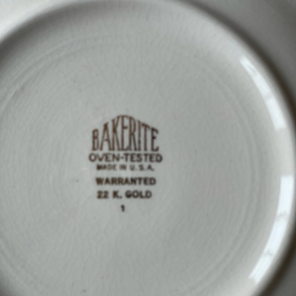 EUC Set of 6 Vintage Retro Bakerite Dishes from 1940’s with 22k gold - Picture 3 of 5